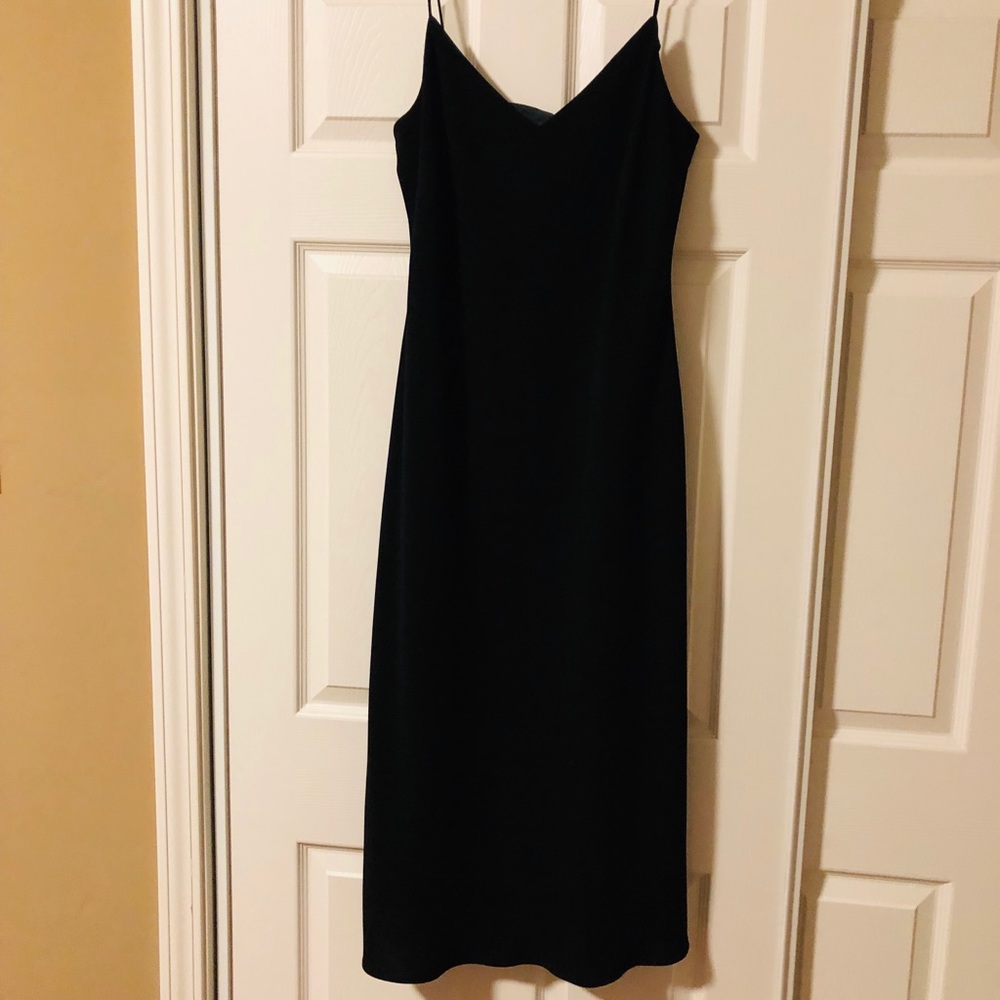 🖤 LBD 🖤 Sexy, Flattering, Wardrobe Must Have